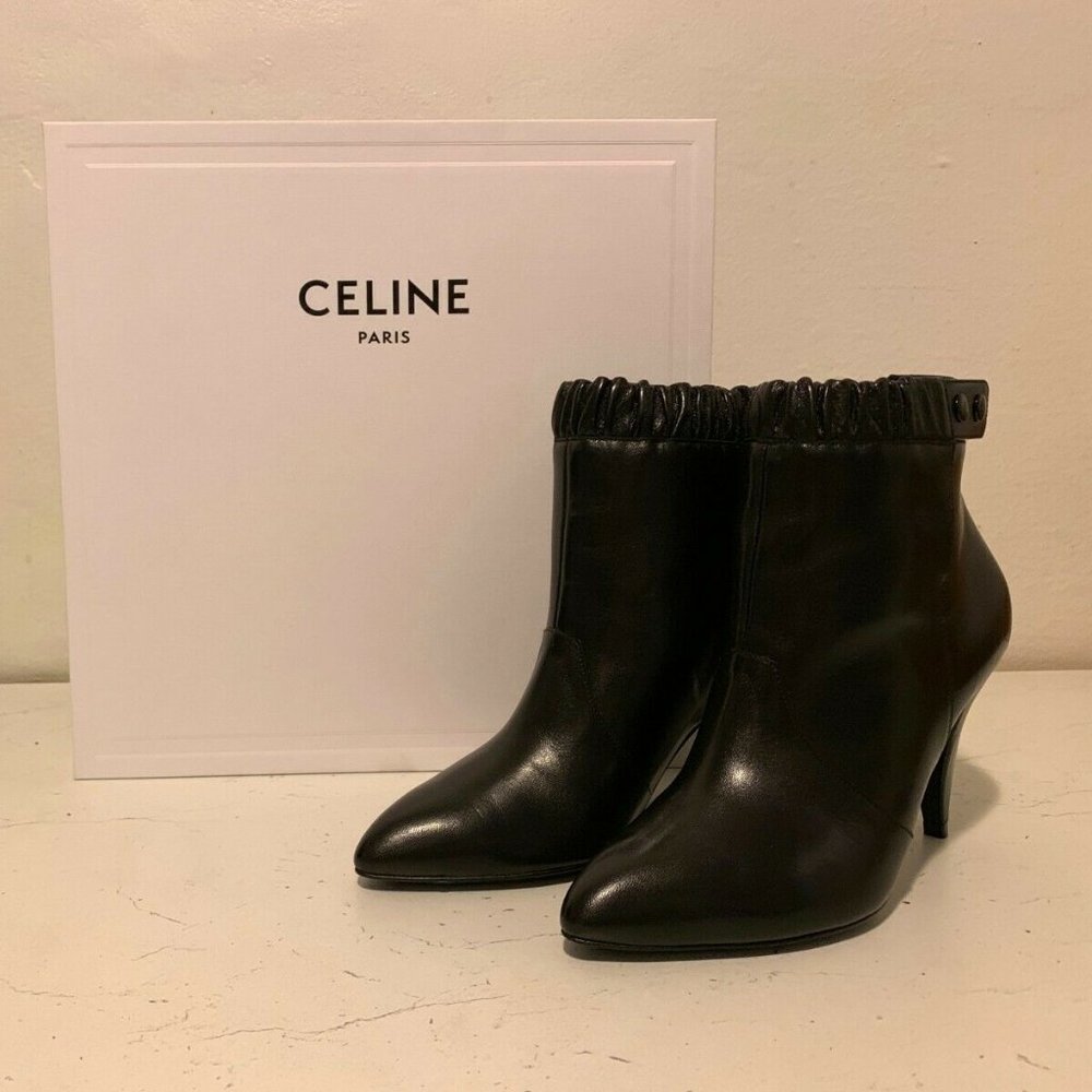 [SOLD] NIB CELINE S19 Triangle Heel Ankle Boots W Sz 37.5